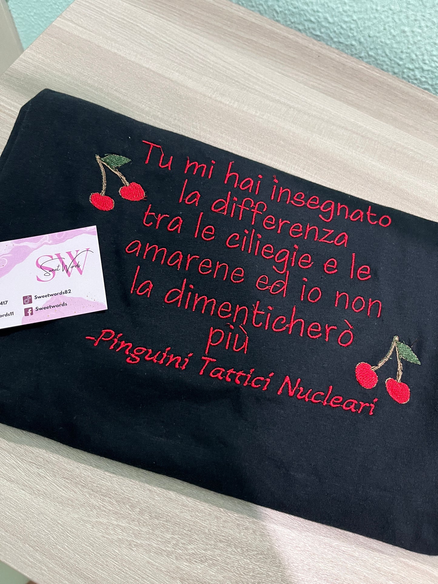 T-SHIRT pinguini t. Ciliegie.