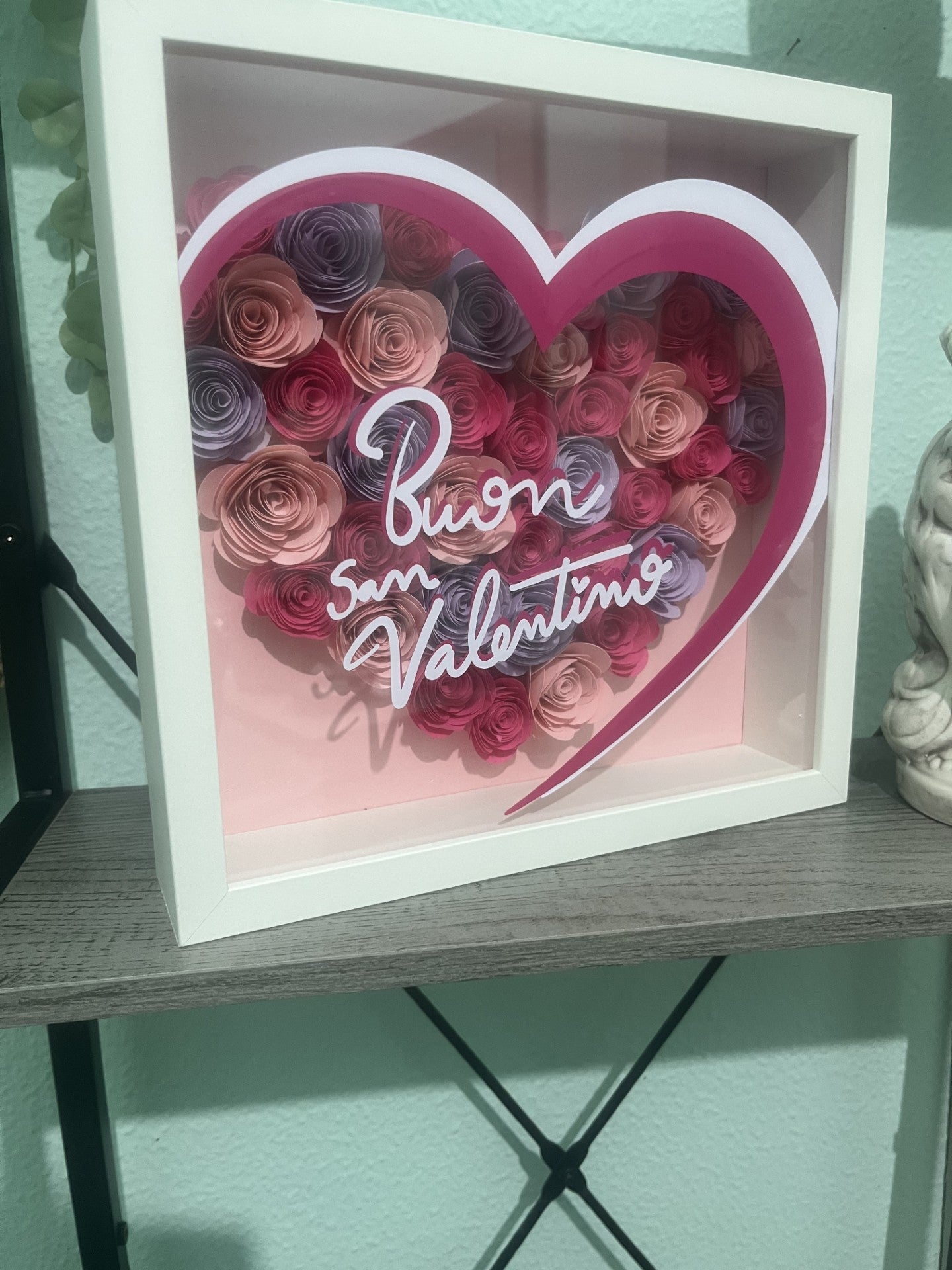 ππ‘π¨ππ¨π° ππ¨π± Love